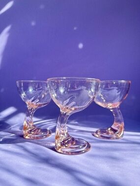 Vintage Italian Pink Wing Cup/Bowl Set of 3